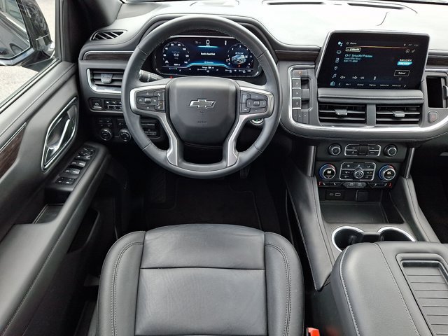 Used 2024 Chevrolet Tahoe Z71 w/ Z71 Off-Road Package AWD/4WD image 16