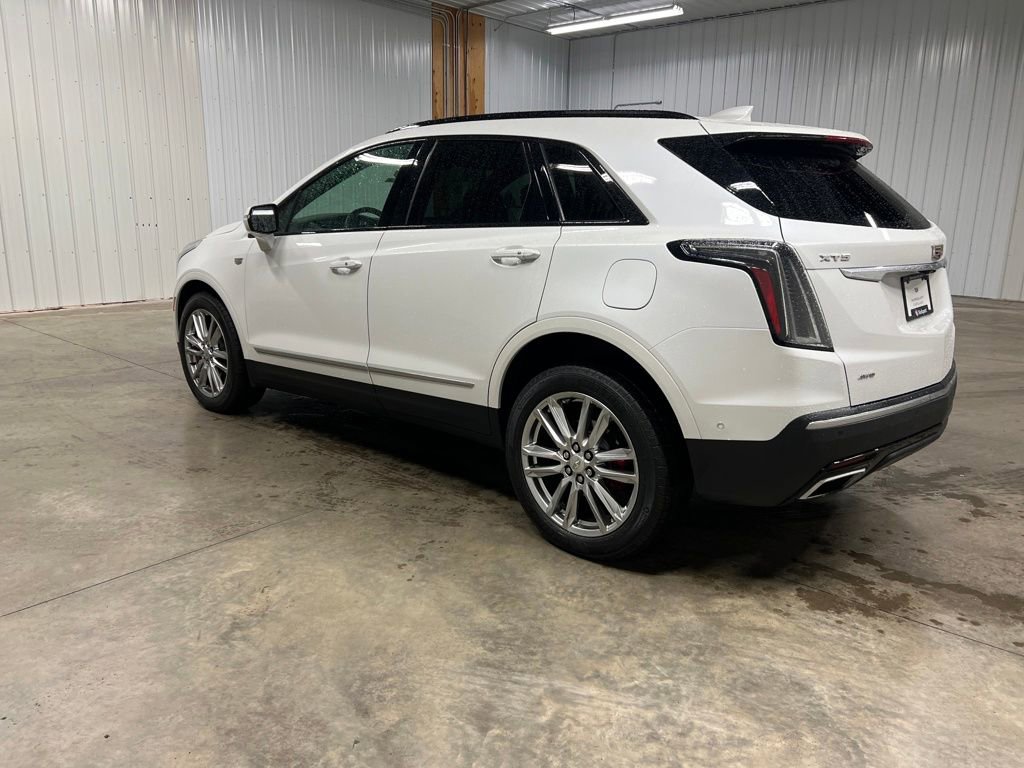 Certified 2023 Cadillac XT5 Sportv w/ Technology Package image 6