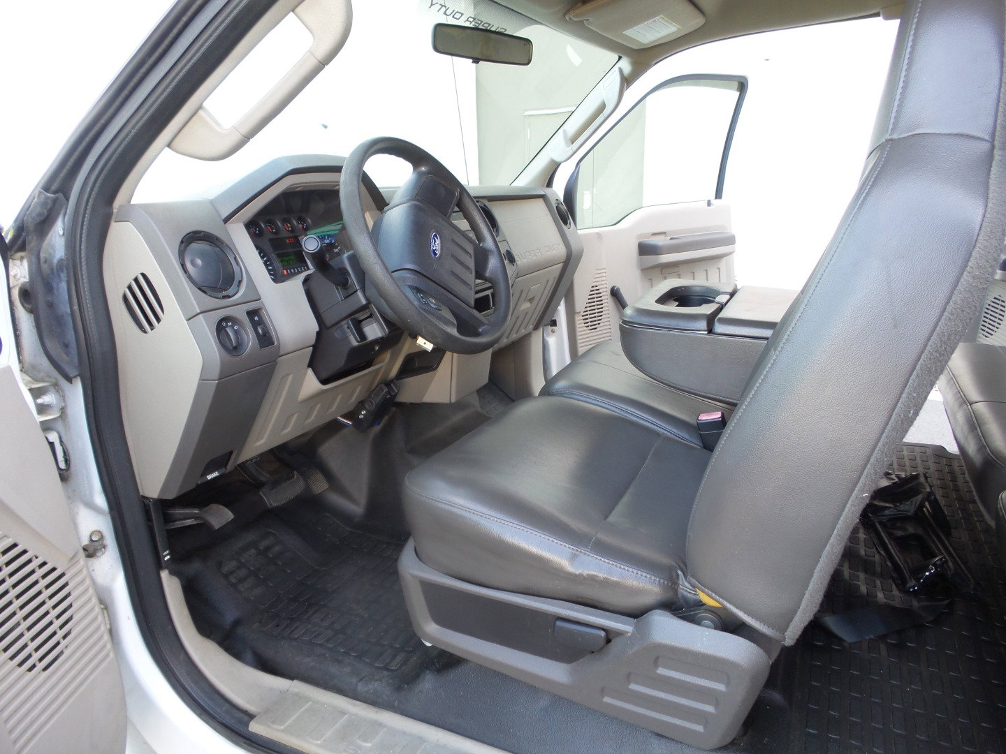 Used 2010 Ford F250 XL image 94