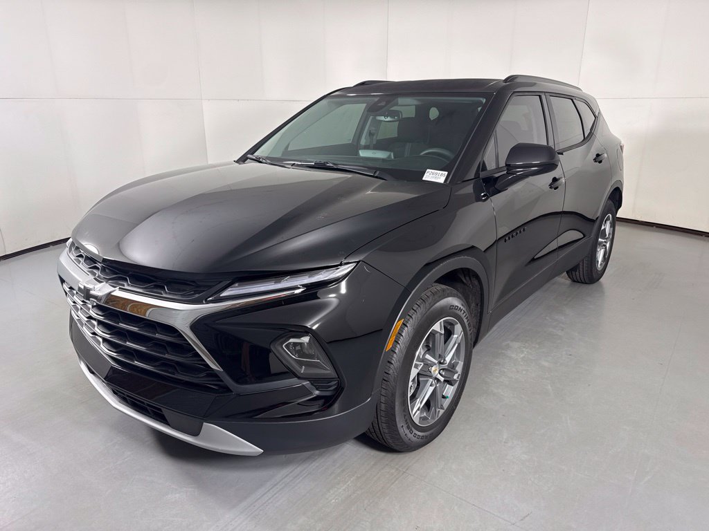 New 2026 Chevrolet Blazer LT w/ Convenience Package FWD image 5