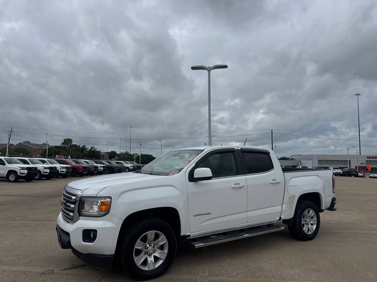 Used 2017 GMC Canyon SLE w/ SLE Convenience Package RWD image 9