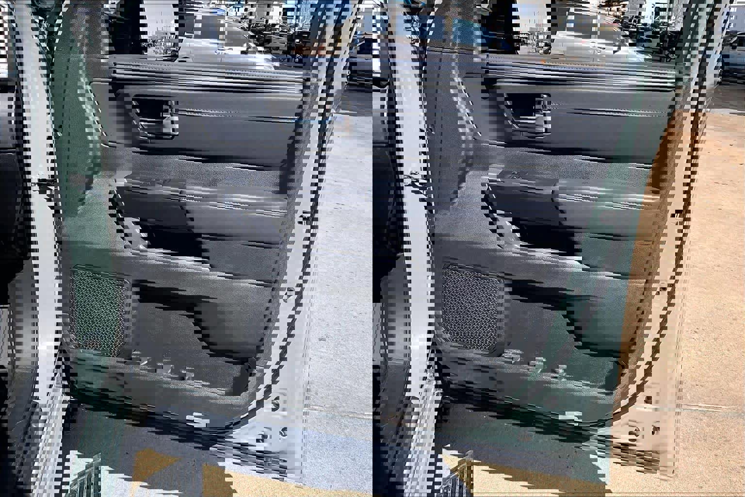 Used 2025 Toyota Sequoia Platinum w/ Tow Technology Package image 26