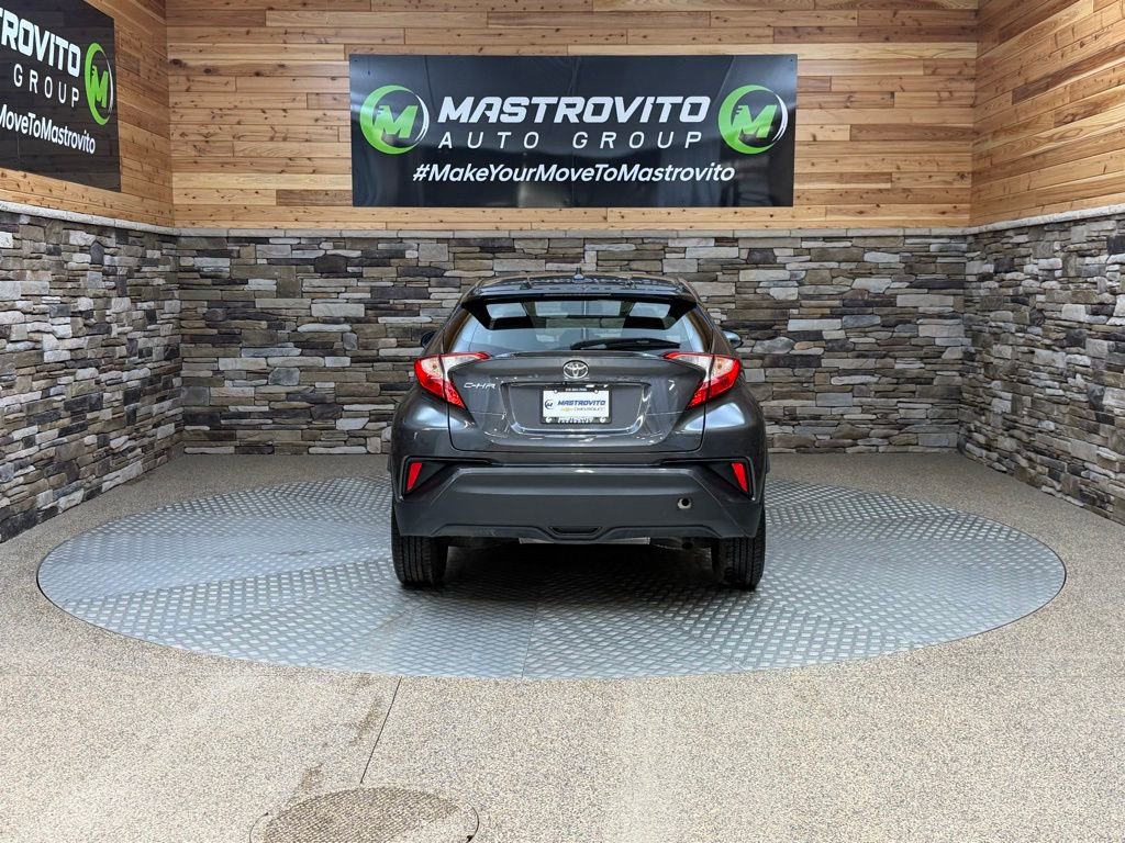 Used 2019 Toyota C-HR LE FWD image 8