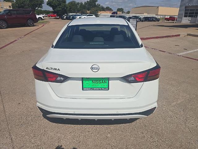 Certified 2025 Nissan Altima 2.5 S FWD image 4