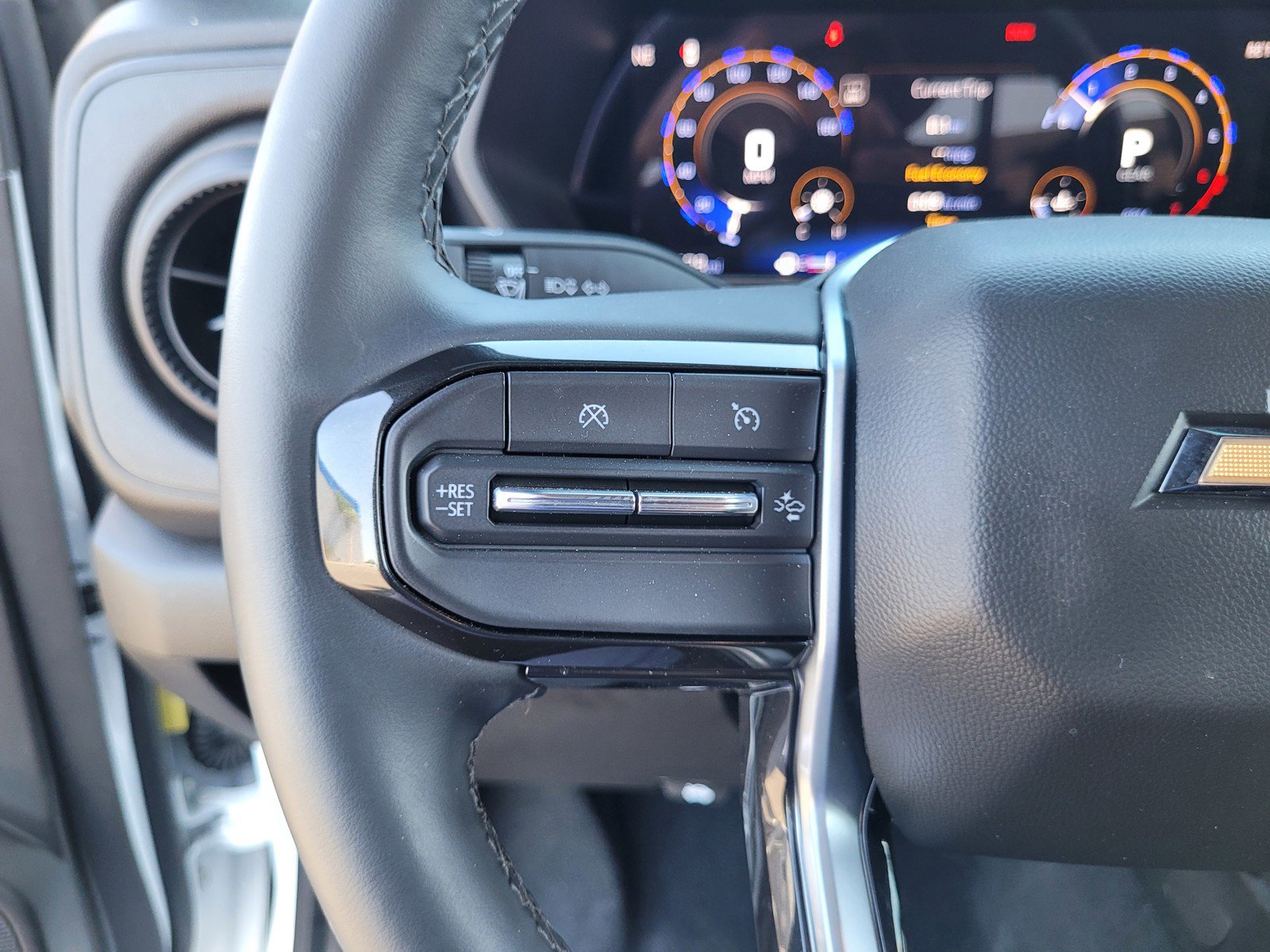 Used 2026 Chevrolet Colorado W/T w/ WT Custom Package image 21