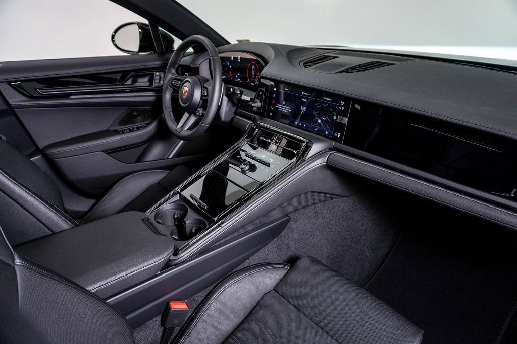 New 2026 Porsche Panamera 4 AWD/4WD image 14