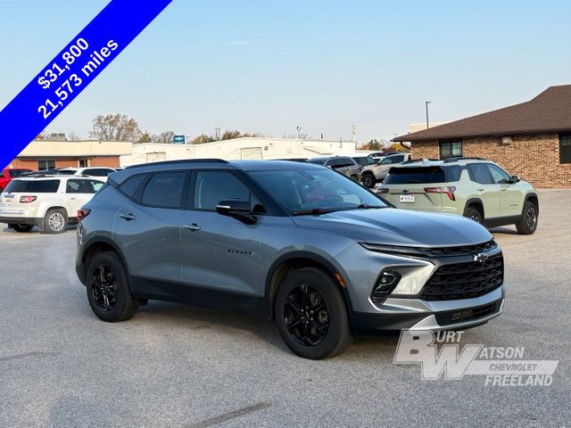 Used 2024 Chevrolet Blazer LT w/ Midnight/Sport Edition AWD/4WD image 9