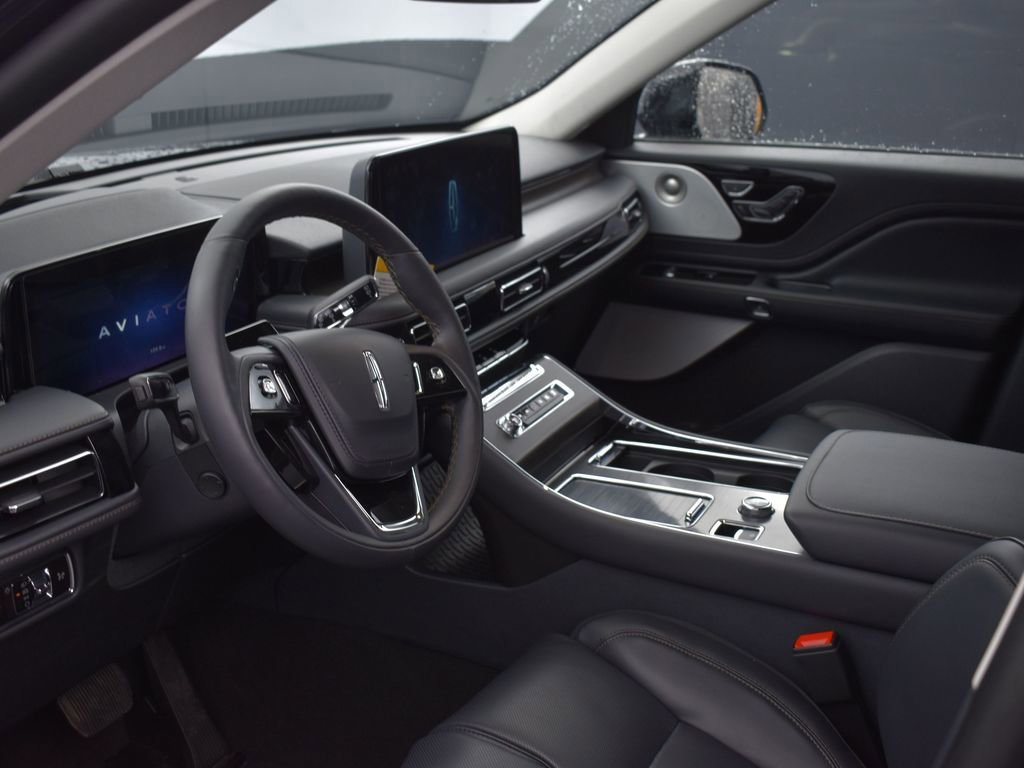 New 2026 Lincoln Aviator Reserve image 8