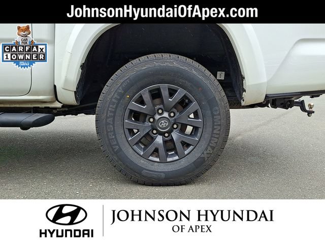 Used 2023 Toyota Tacoma SR5 w/ Technology Package AWD/4WD image 31