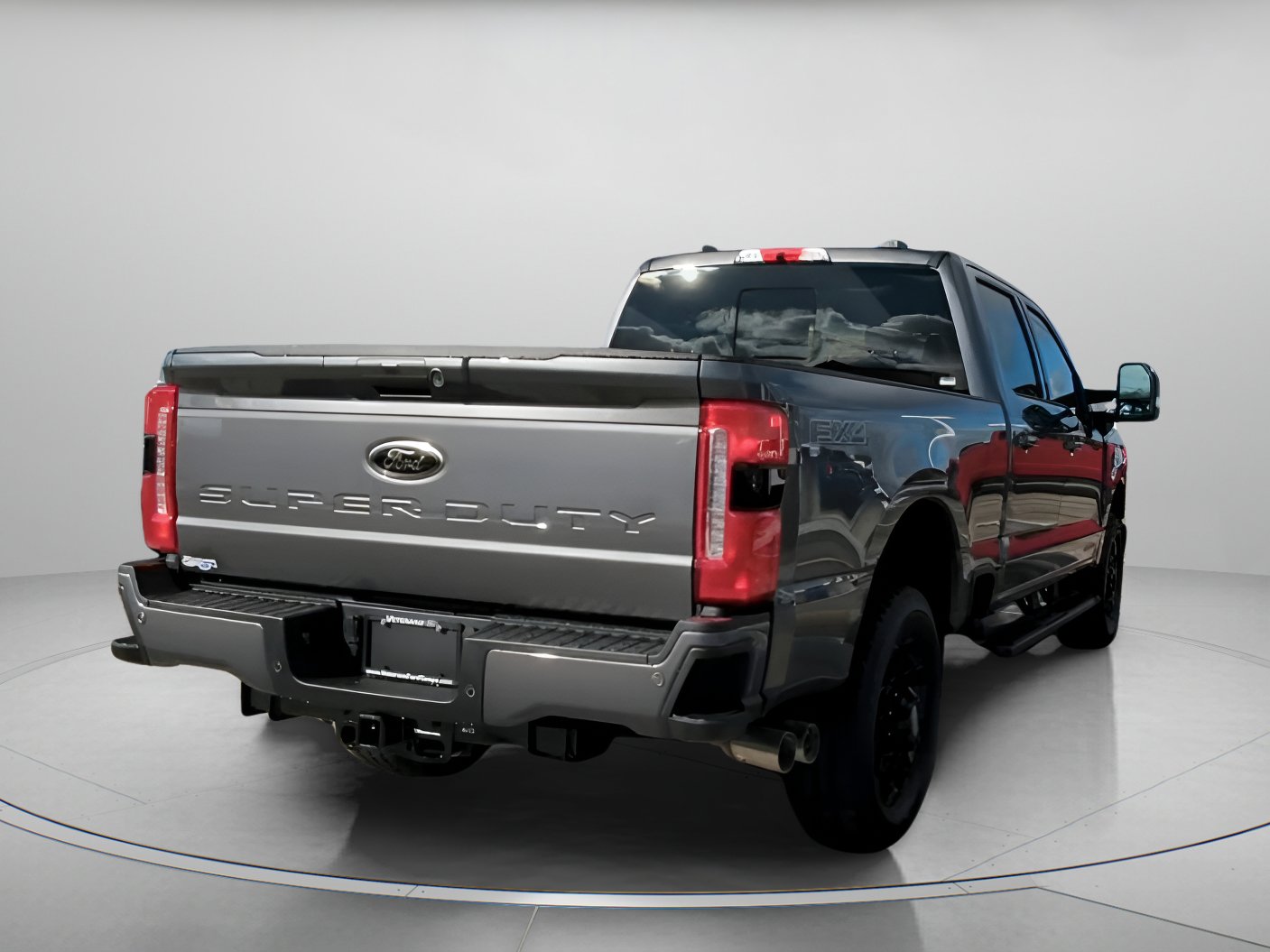 New 2026 Ford F250 Lariat w/ Black Appearance Package image 28
