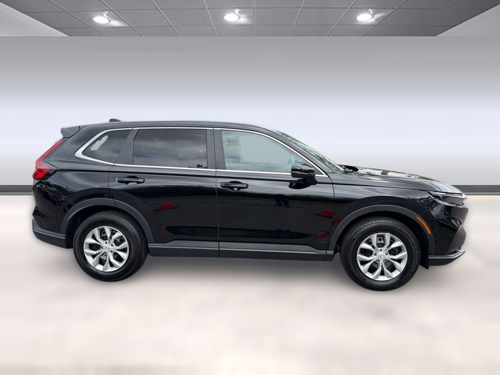Used 2025 Honda CR-V LX image 8