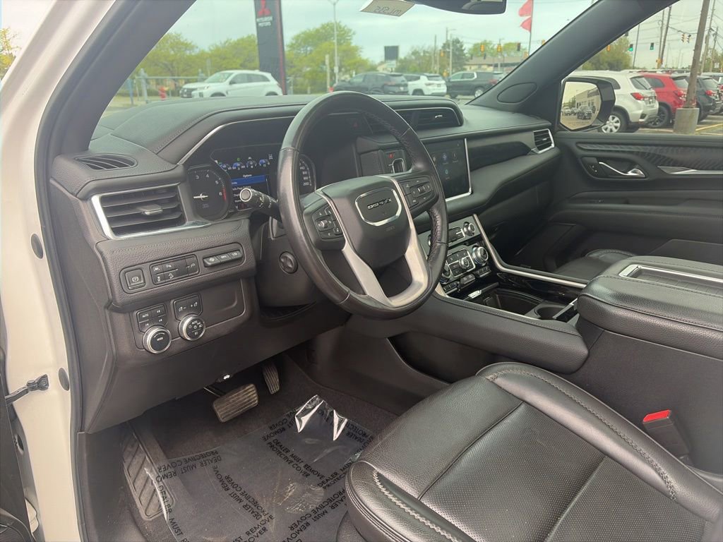 Used 2021 GMC Yukon XL Denali AWD/4WD image 34