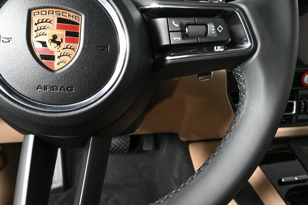 New 2026 Porsche Macan image 11