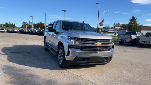 Used 2021 Chevrolet Silverado 1500 LT w/ All Star Edition Plus AWD/4WD image 3