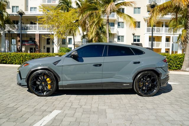 Used 2023 Lamborghini Urus Performante image 15