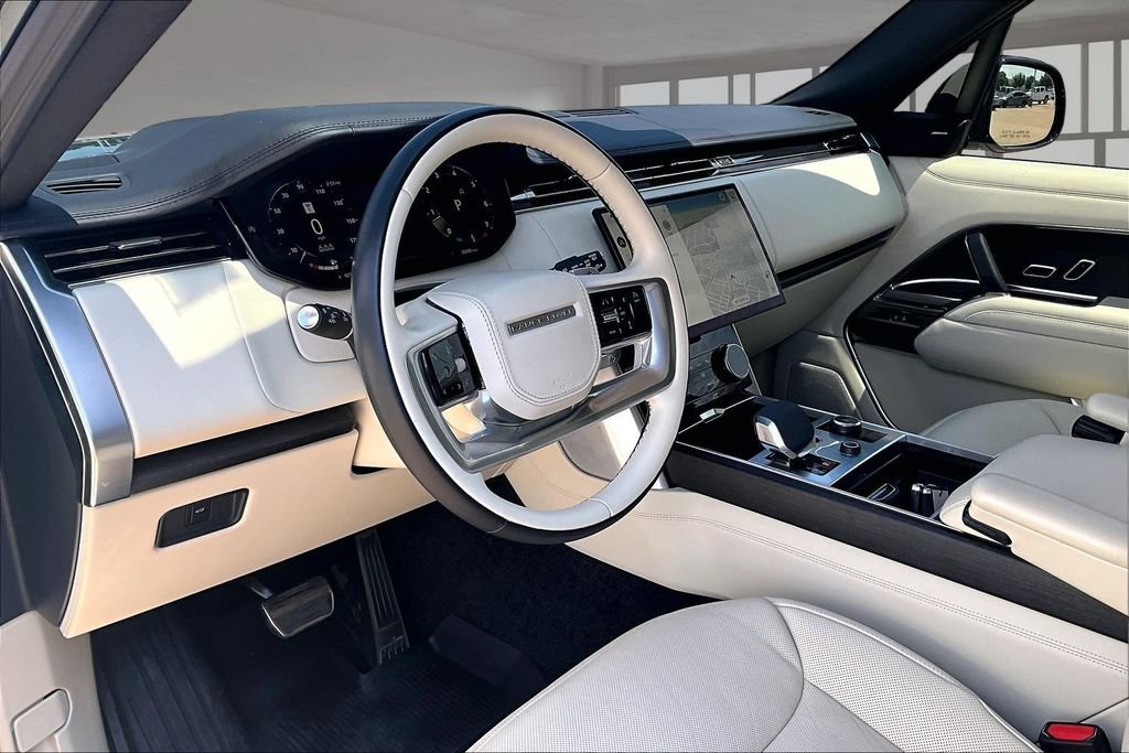 Certified 2023 Land Rover Range Rover SE AWD/4WD image 12