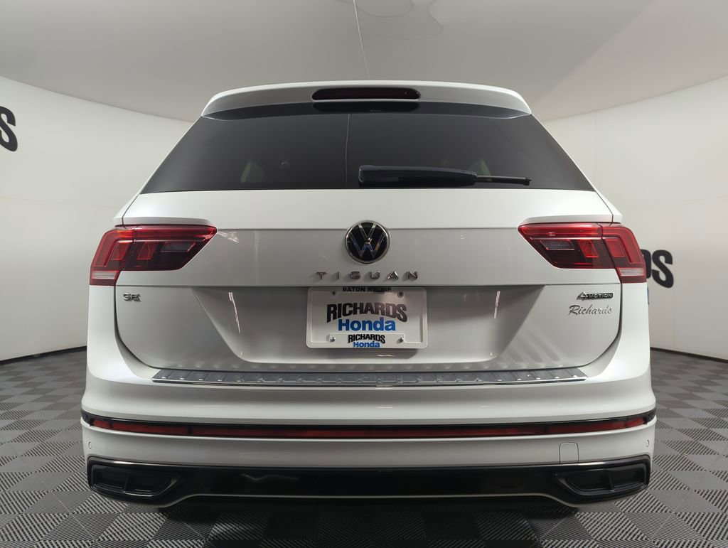 Used 2022 Volkswagen Tiguan SE R-Line image 4
