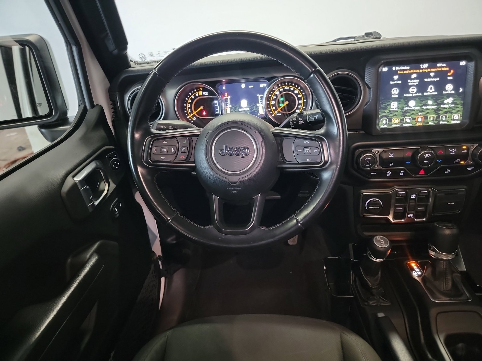 Used 2022 Jeep Wrangler Unlimited Sport AWD/4WD image 16