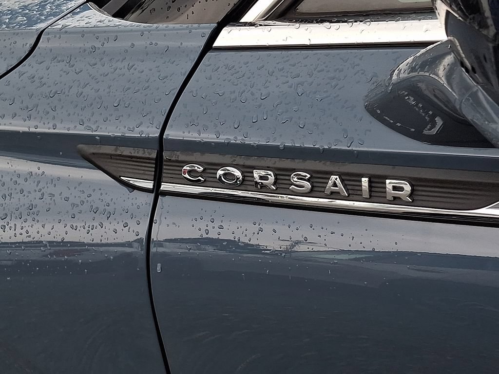 Used 2023 Lincoln Corsair AWD image 30