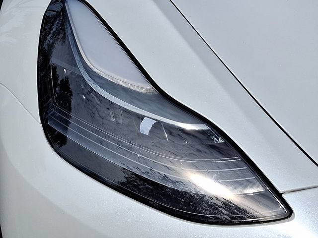 Used 2022 Tesla Model 3 RWD image 9