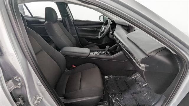 Used 2021 MAZDA MAZDA3 Sedan FWD image 23