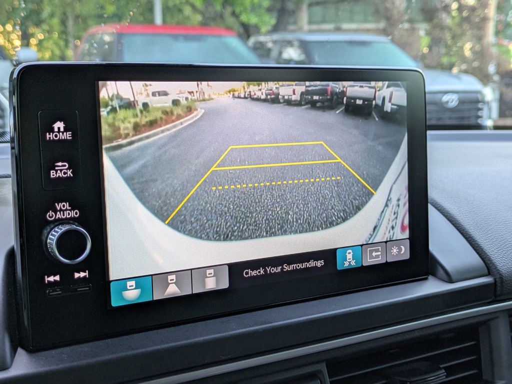 Used 2025 Honda Pilot Touring image 22