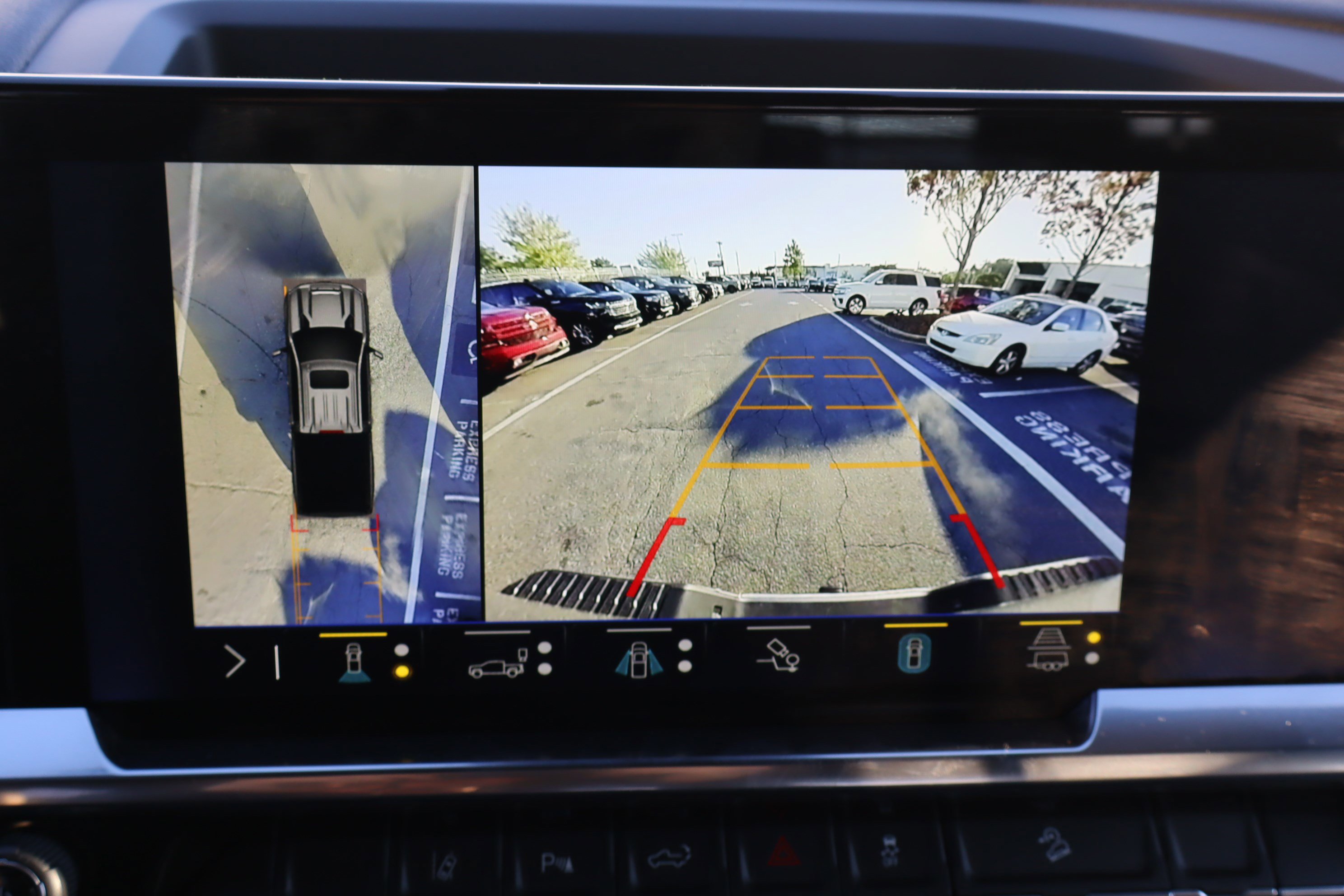 Certified 2025 Chevrolet Silverado 2500 LT w/ All Star Edition image 29