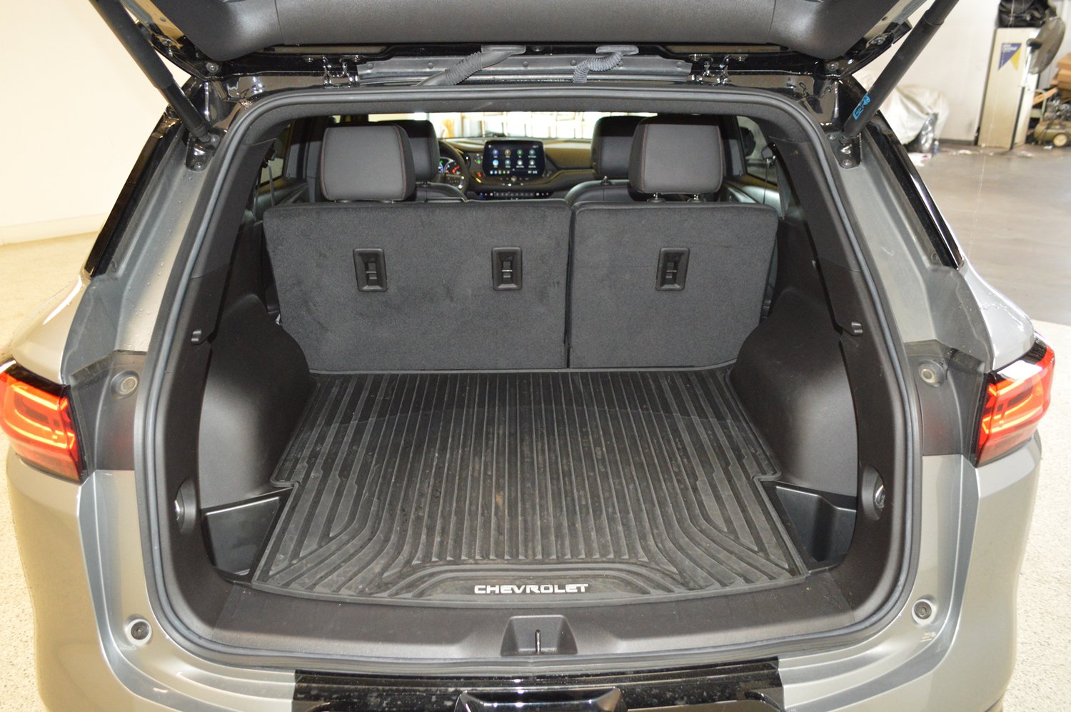 Used 2024 Chevrolet Blazer RS w/ Enhanced Convenience Package AWD/4WD image 13