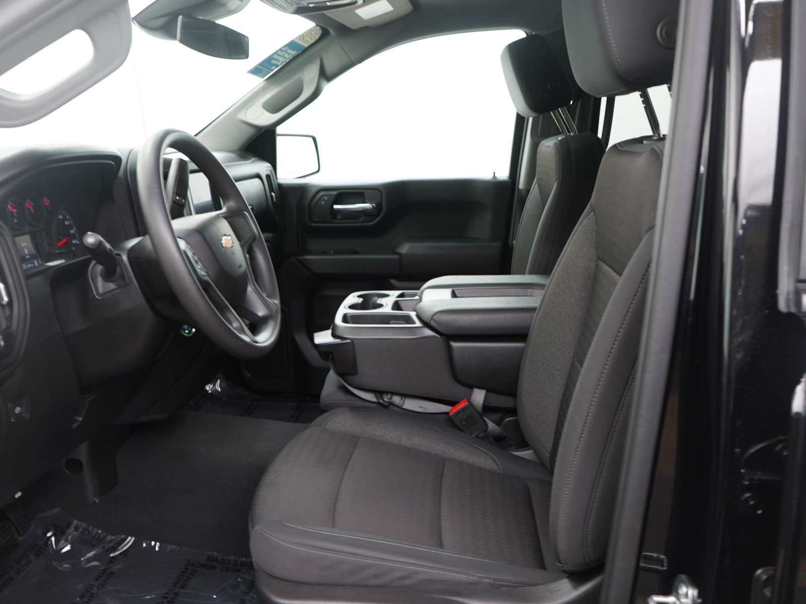 Used 2024 Chevrolet Silverado 1500 Custom w/ Turbomax Blackout Package image 16