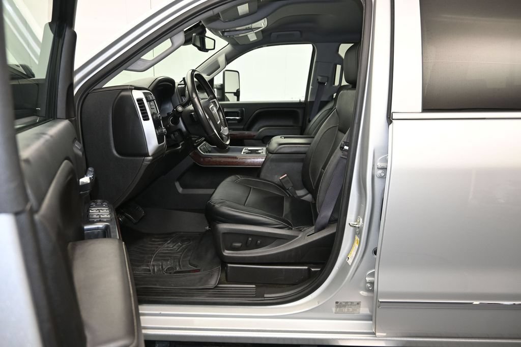 Used 2017 GMC Sierra 2500 SLT w/ Driver Alert Package AWD/4WD image 25