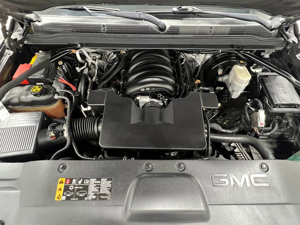 Used 2018 GMC Yukon XL Denali w/ Denali Ultimate Package AWD/4WD image 32