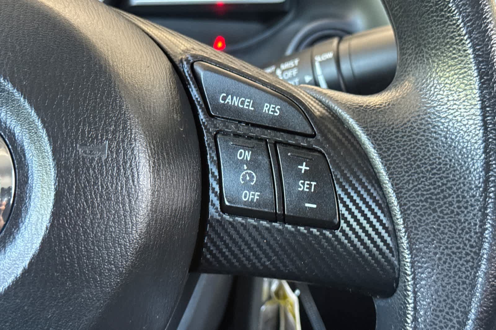 Used 2016 MAZDA MAZDA3 i Sport FWD image 25