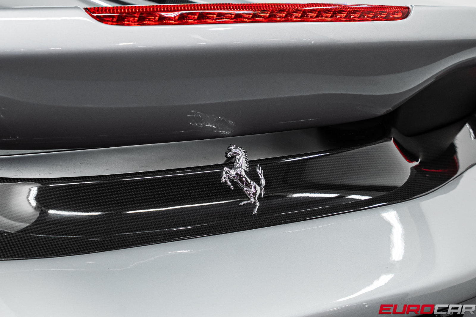 Used 2020 Ferrari 488 Pista Spider RWD image 32