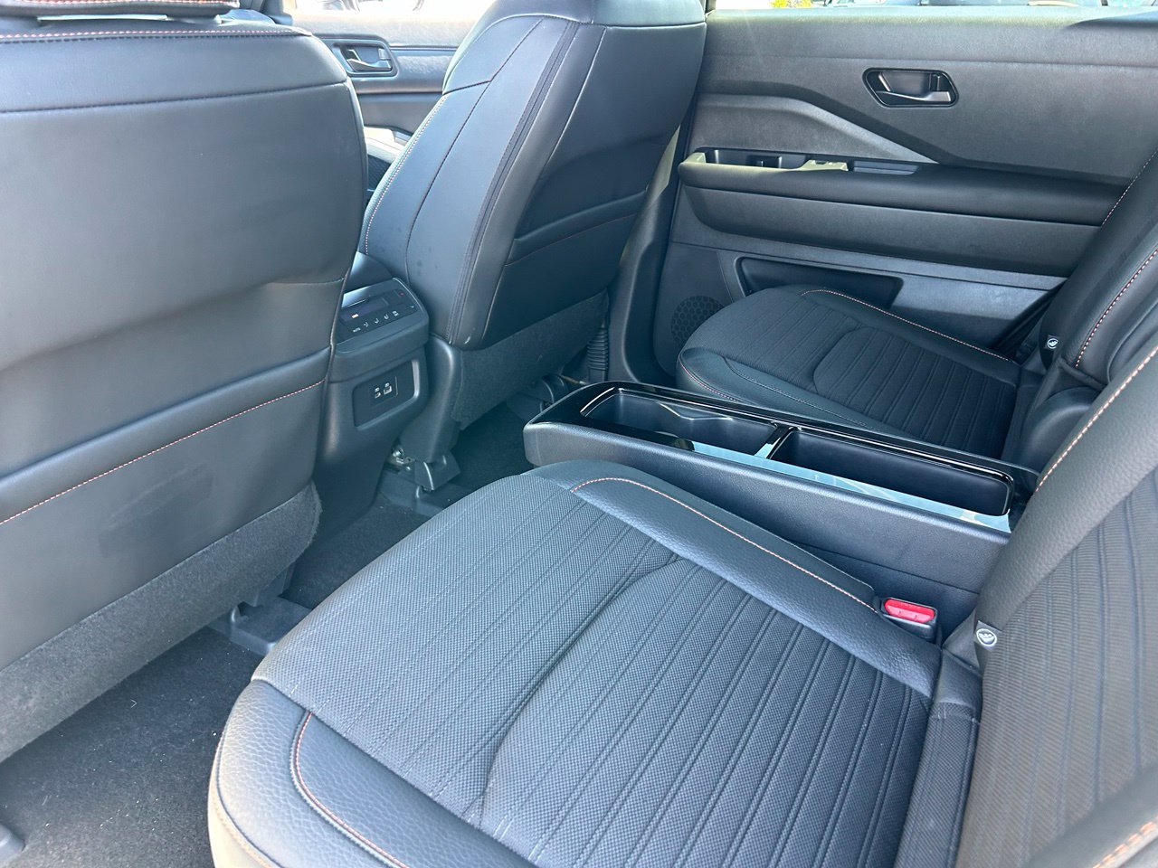 Certified 2025 Nissan Pathfinder Rock Creek AWD/4WD image 26