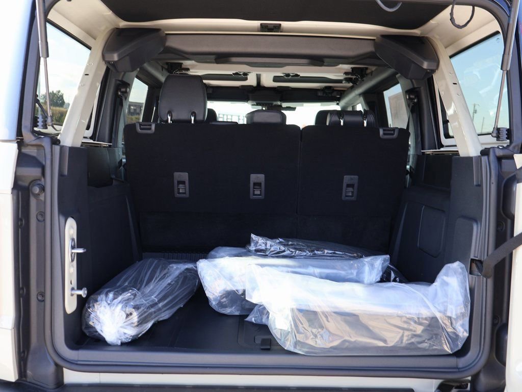 New 2025 Ford Bronco Badlands w/ Sasquatch Package image 14