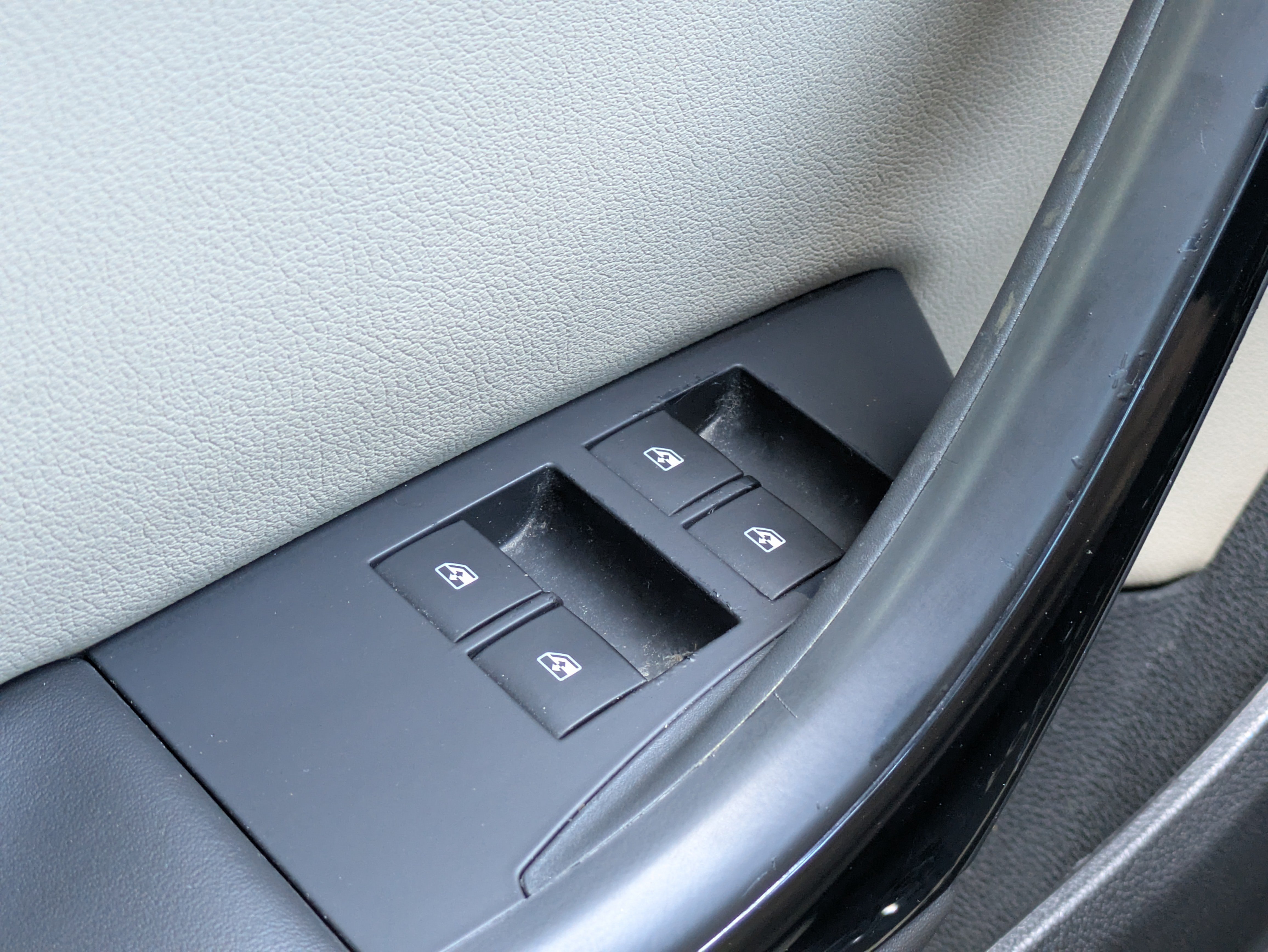 Used 2016 Buick Cascada Premium FWD image 19