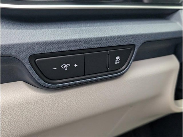 New 2026 Kia Carnival EX image 14