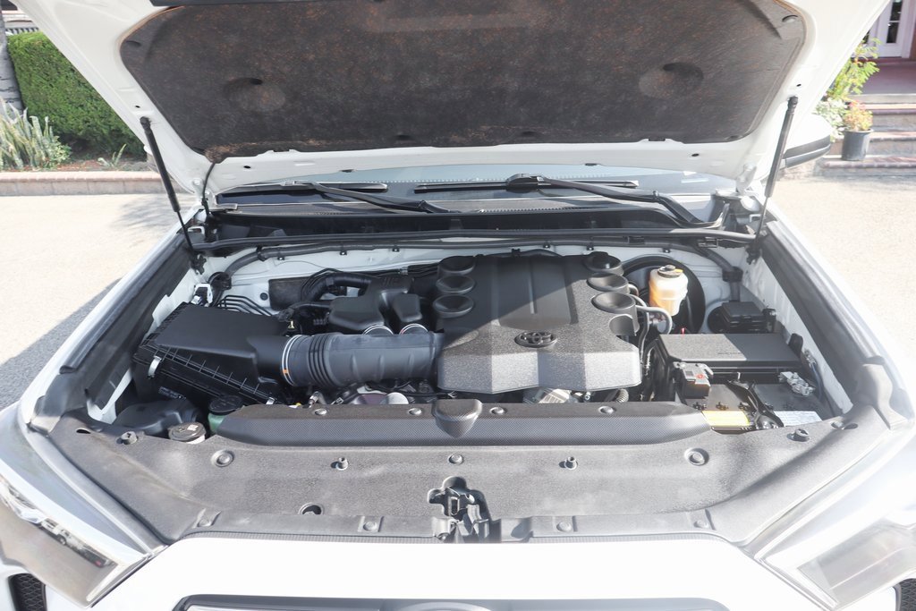 Used 2022 Toyota 4Runner SR5 image 11