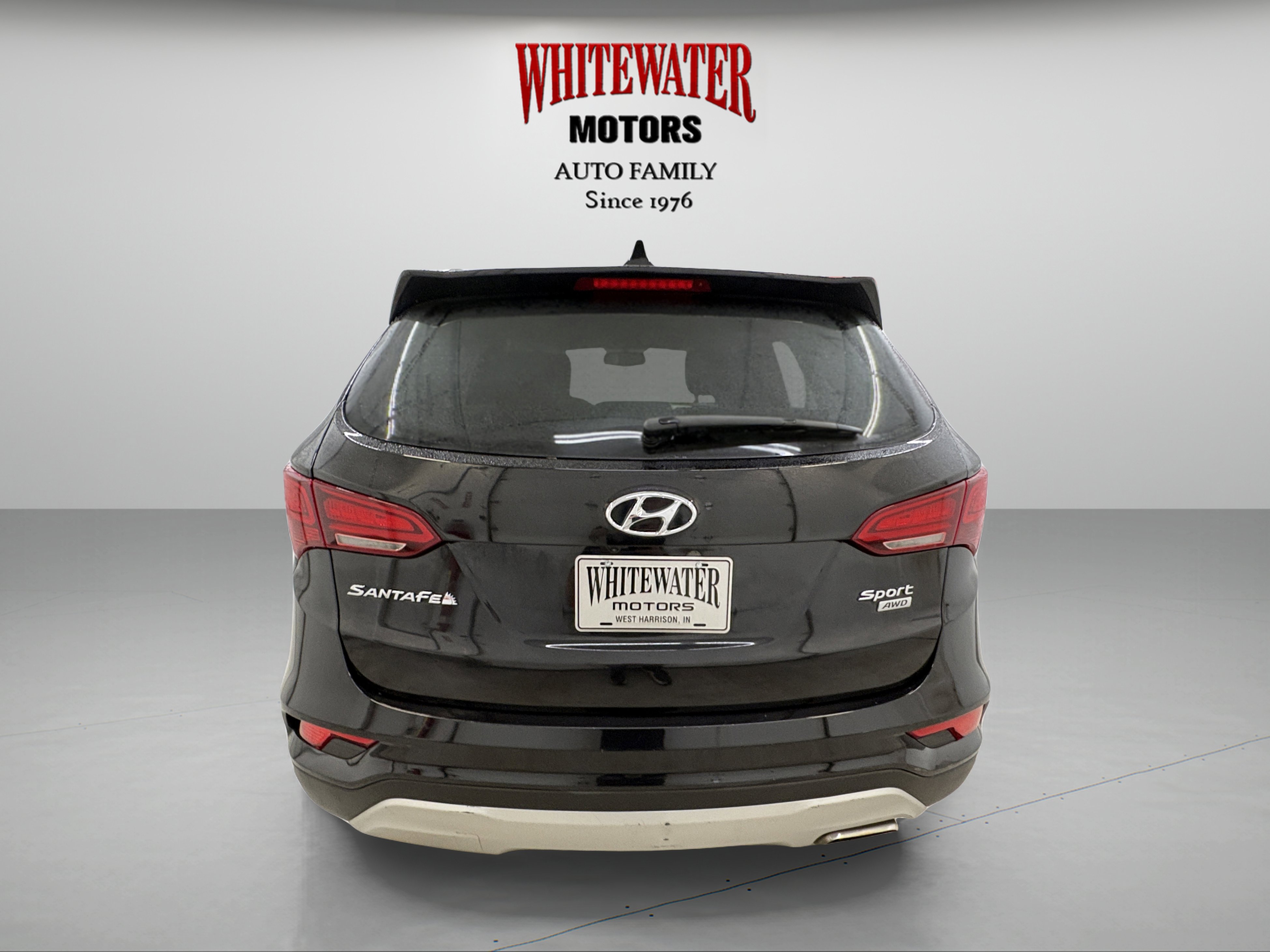 Used 2017 Hyundai Santa Fe Sport AWD/4WD image 3