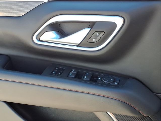 Used 2024 Chevrolet Suburban RST RWD image 15