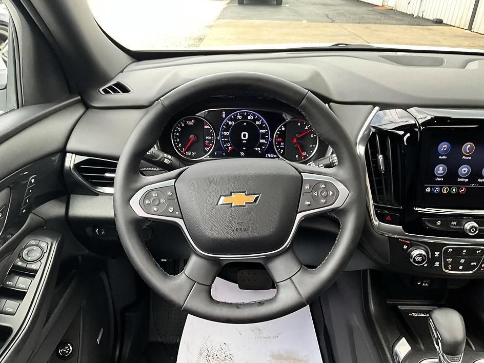 Used 2023 Chevrolet Traverse High Country AWD/4WD image 34