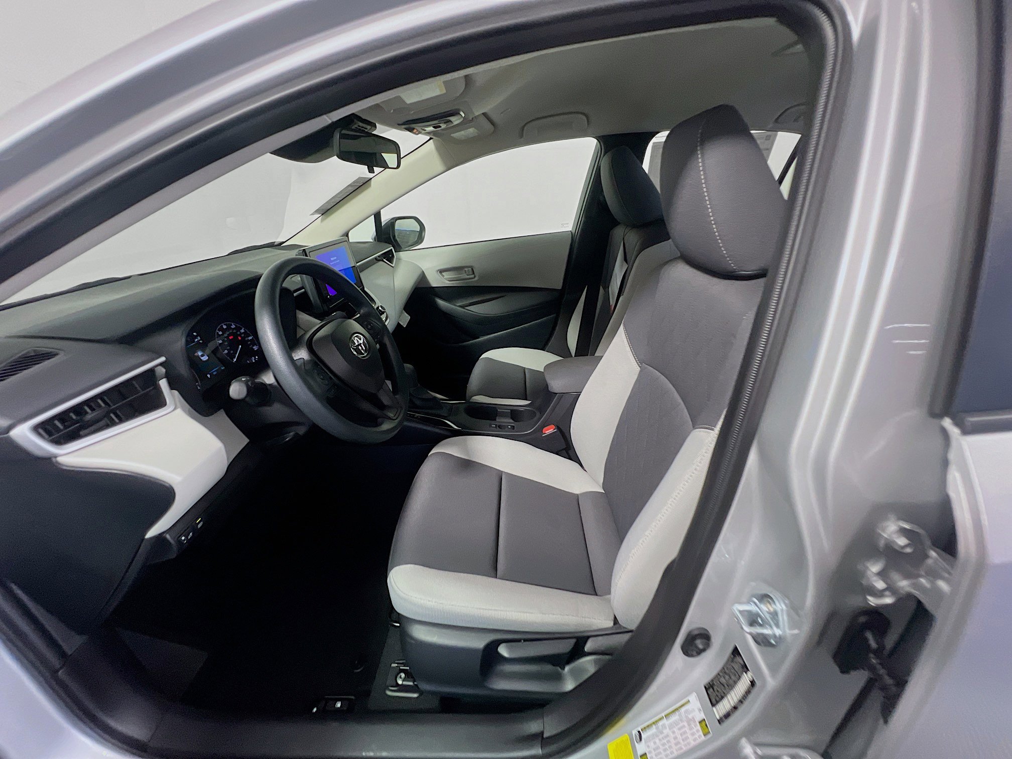 New 2025 Toyota Corolla LE image 14