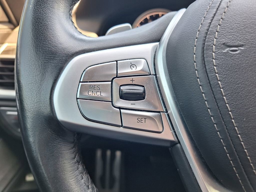 Used 2019 BMW 740i w/ Executive Package image 24