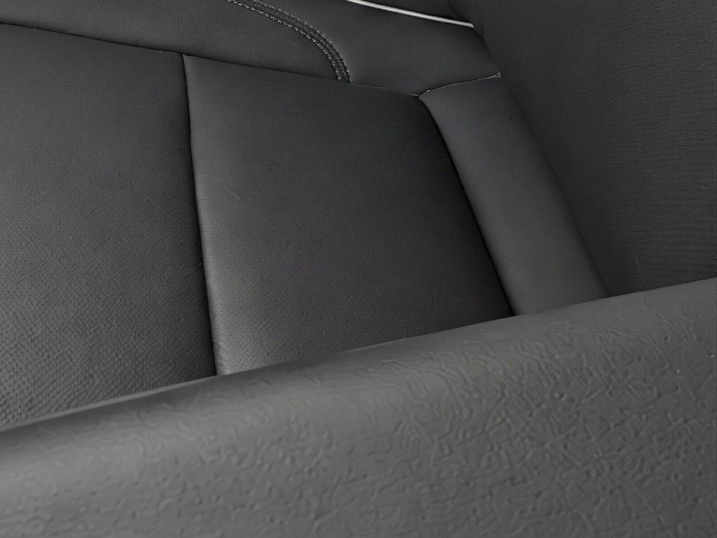 Used 2021 Chevrolet Tahoe Premier w/ Premium Package AWD/4WD image 27