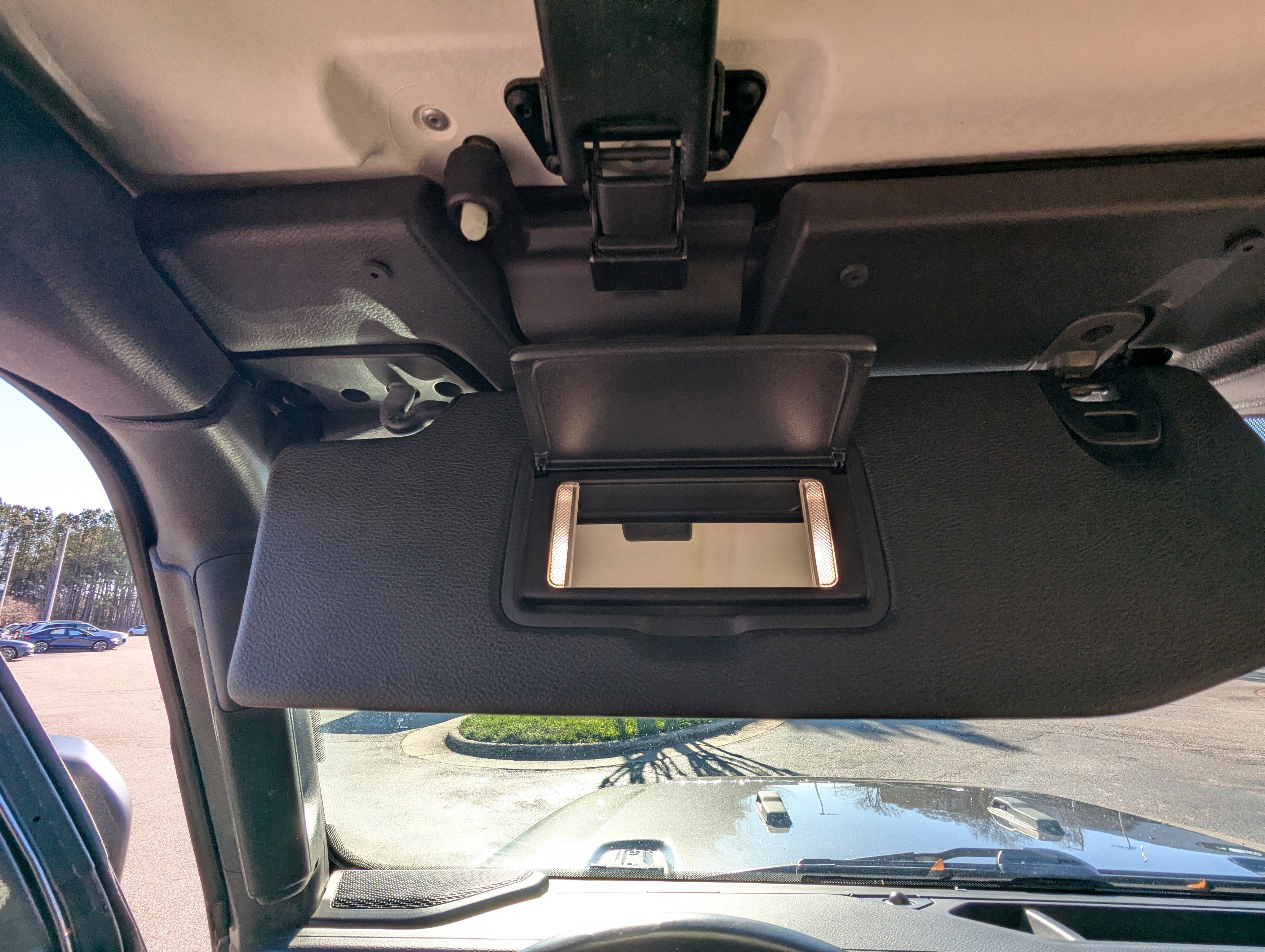 Certified 2022 Jeep Wrangler Sport S image 25