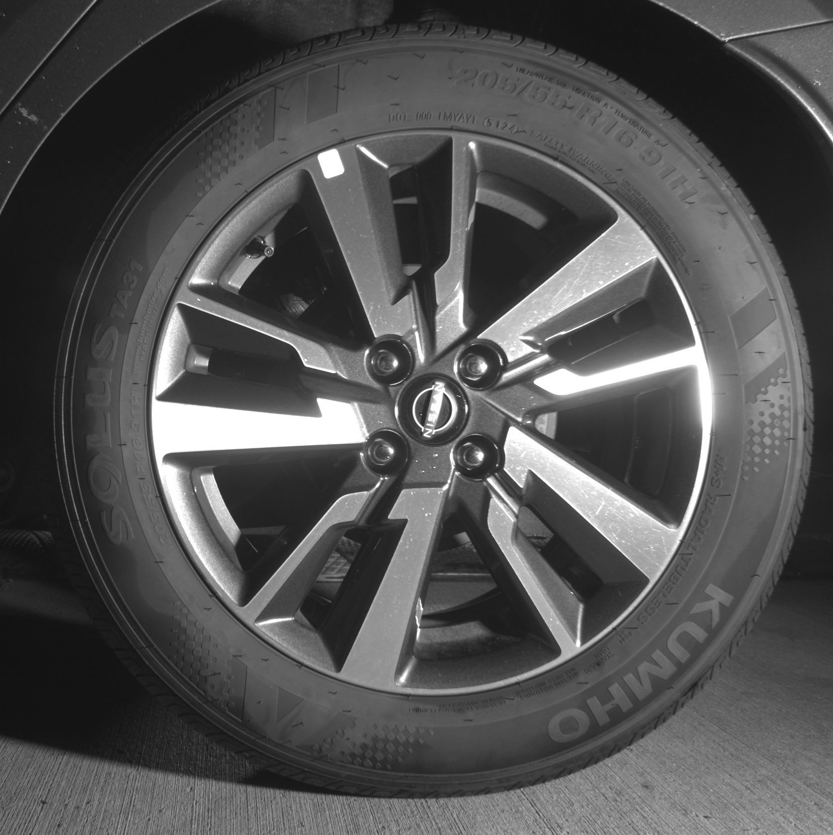 Used 2025 Nissan Versa SV image 14