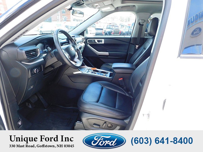 Used 2023 Ford Explorer XLT w/ Equipment Group 202A AWD/4WD image 11