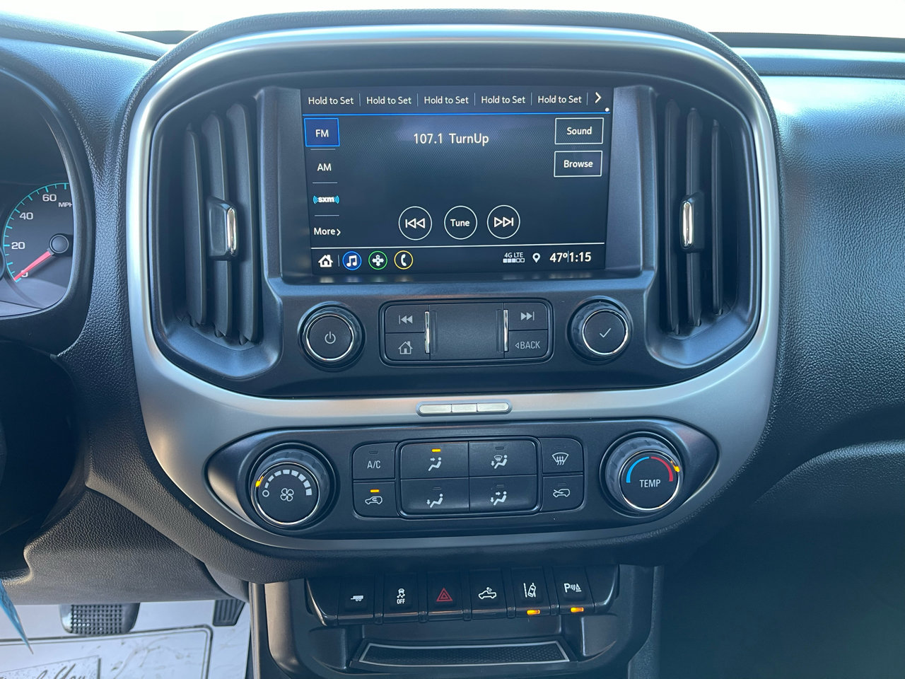 Used 2022 Chevrolet Colorado LT w/ Safety Package image 27