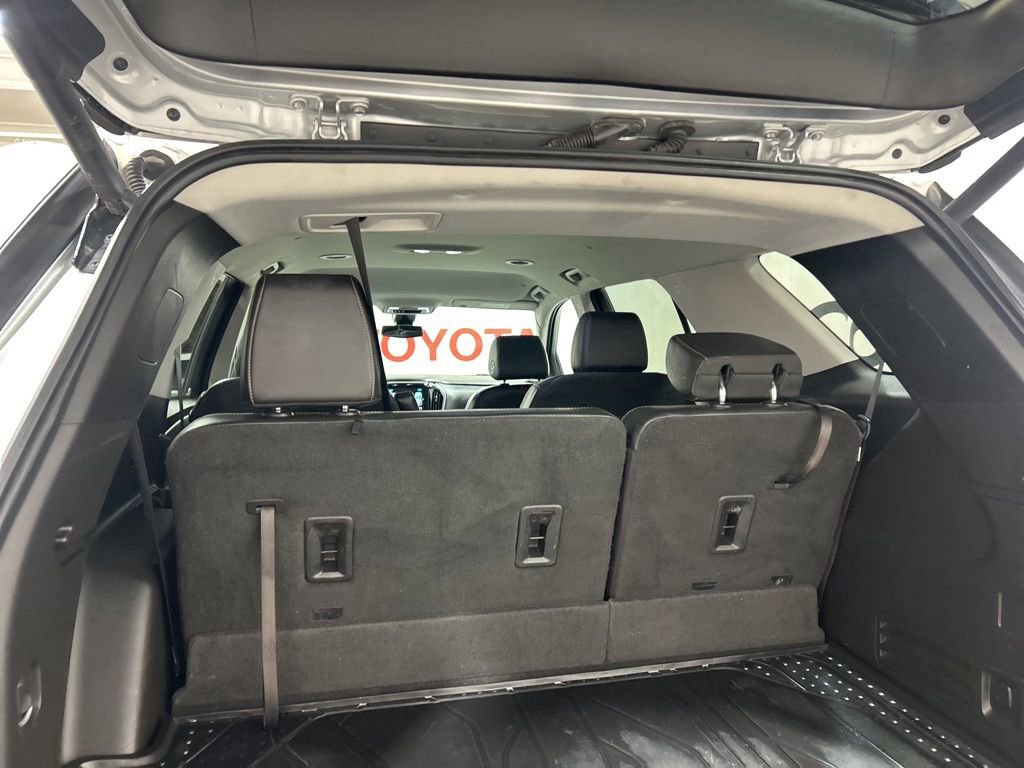 Used 2019 Chevrolet Traverse RS w/ LPO, Floor Liner Package image 20