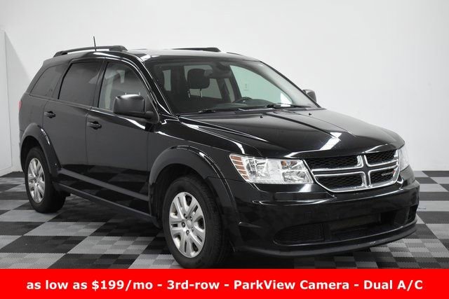 Used 2020 Dodge Journey SE image 1
